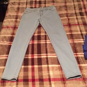 Monkey ride skinny jeans